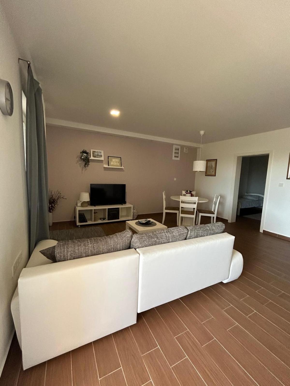 Apartman Lorna Turanj Dış mekan fotoğraf