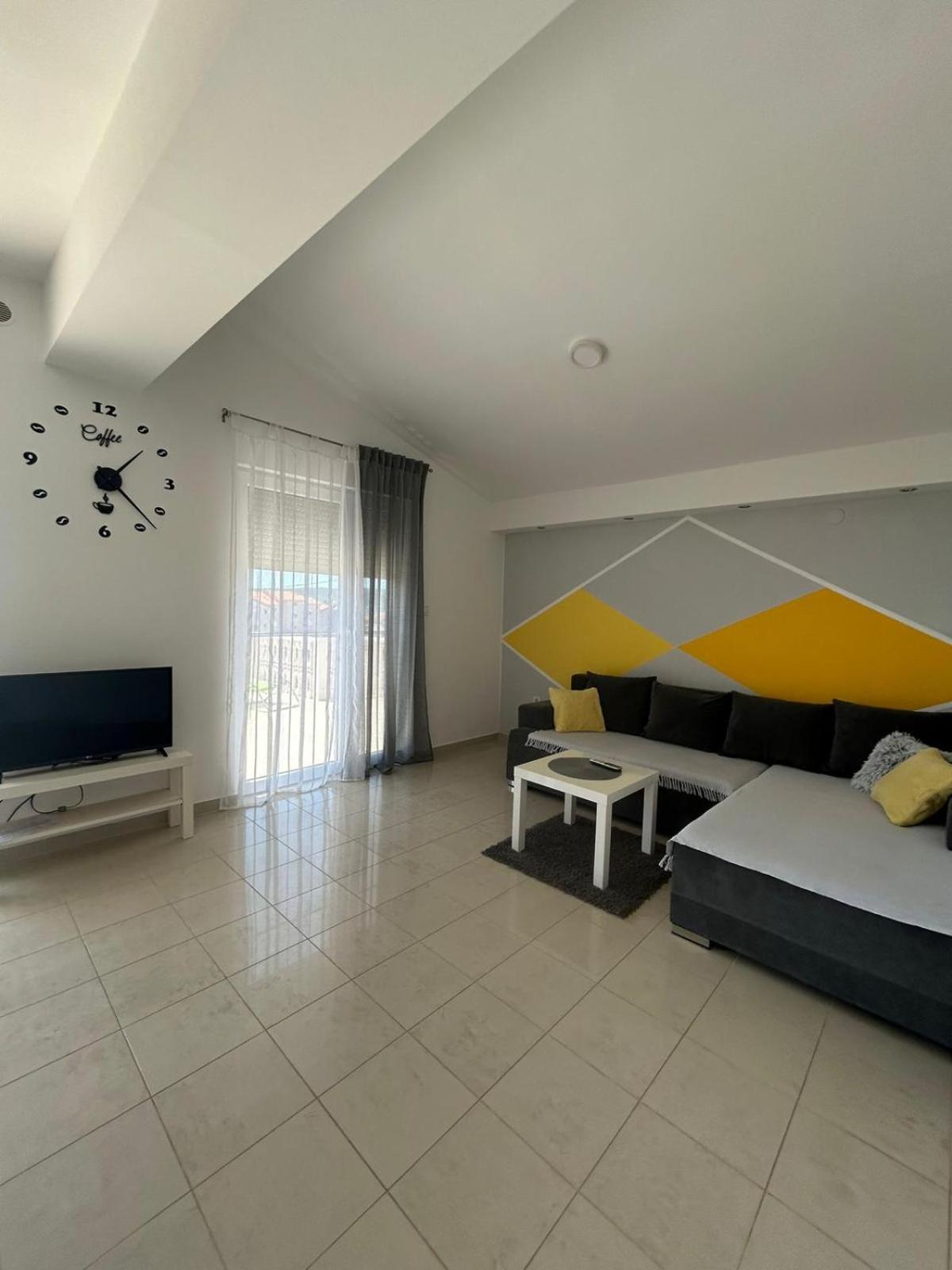 Apartman Lorna Turanj Dış mekan fotoğraf
