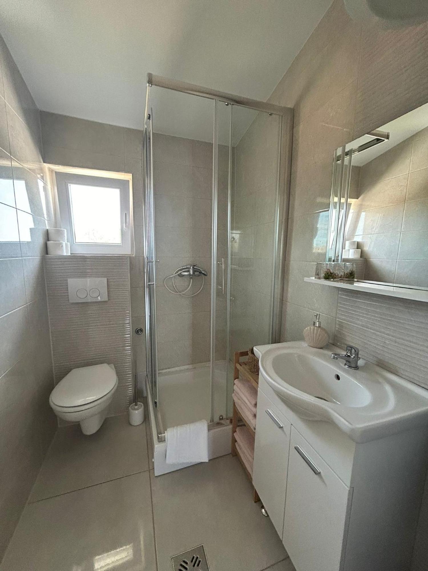 Apartman Lorna Turanj Dış mekan fotoğraf