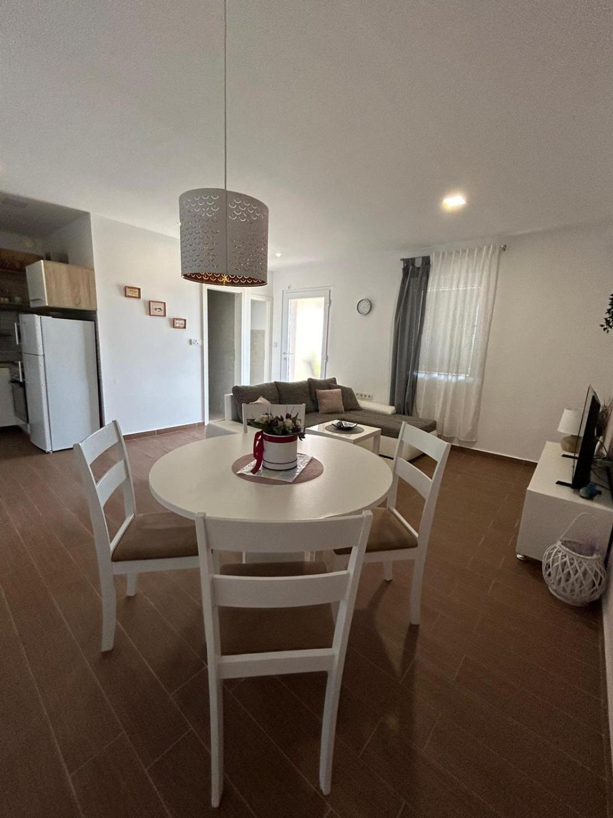 Apartman Lorna Turanj Dış mekan fotoğraf