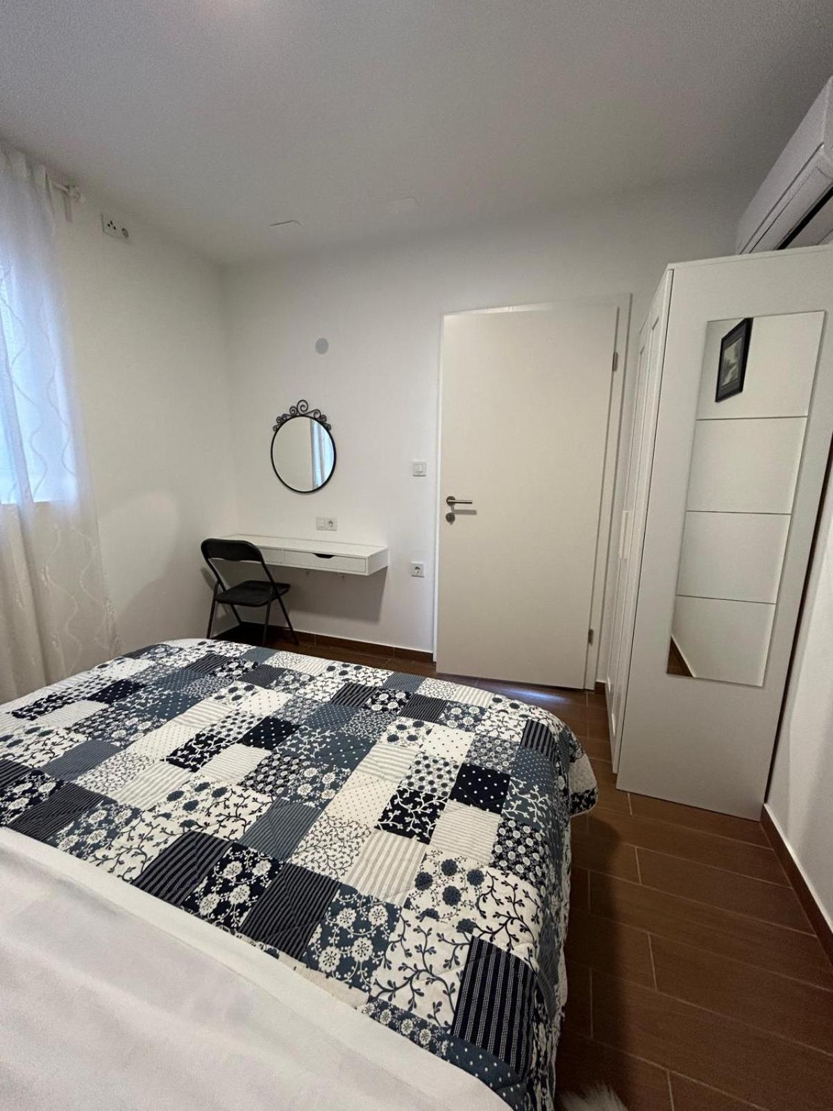 Apartman Lorna Turanj Dış mekan fotoğraf