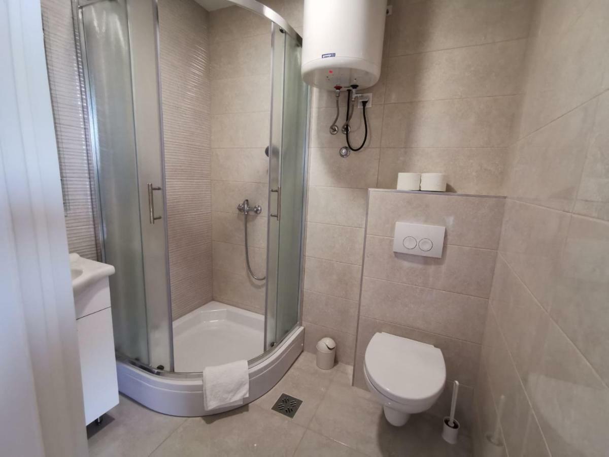 Apartman Lorna Turanj Dış mekan fotoğraf